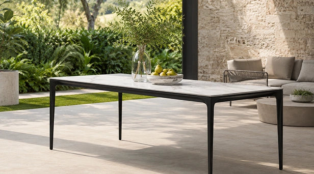 Choosing the Right Furniture for Outdoor Comfort