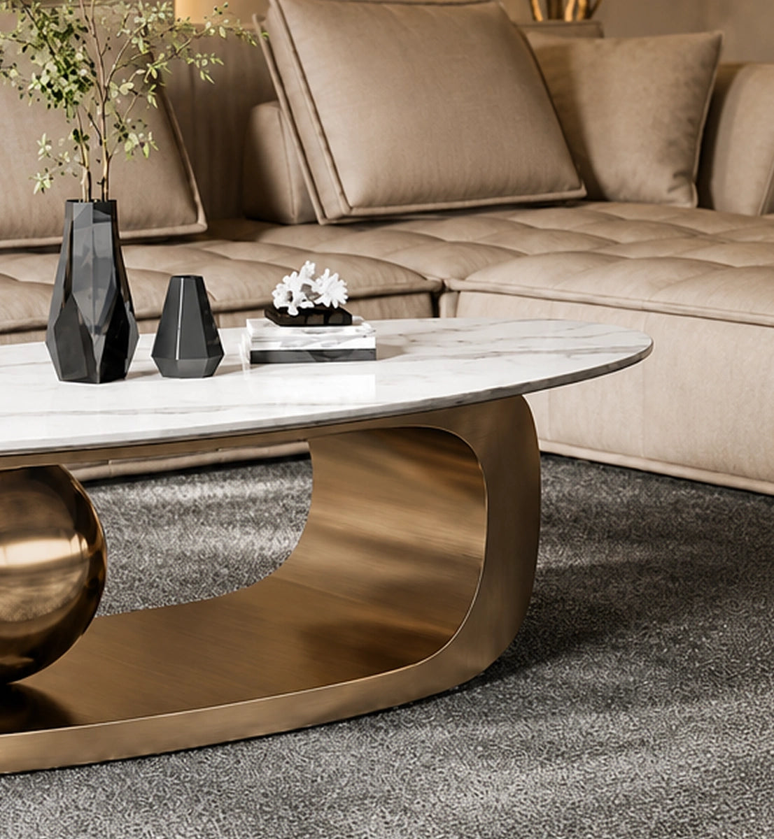 Elegant Oval Contour