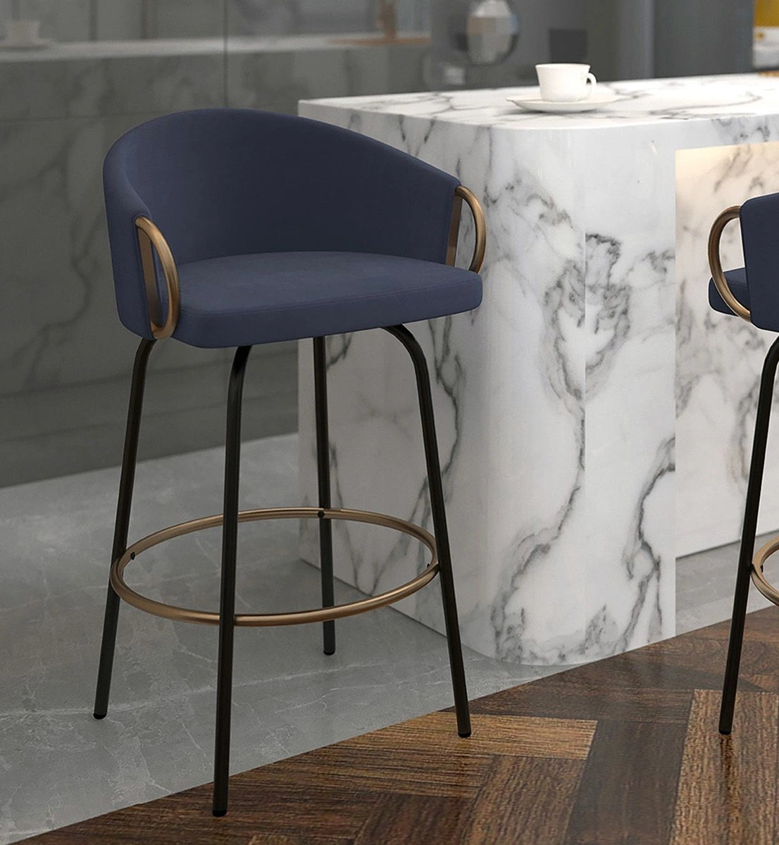 Timeless Curved Design