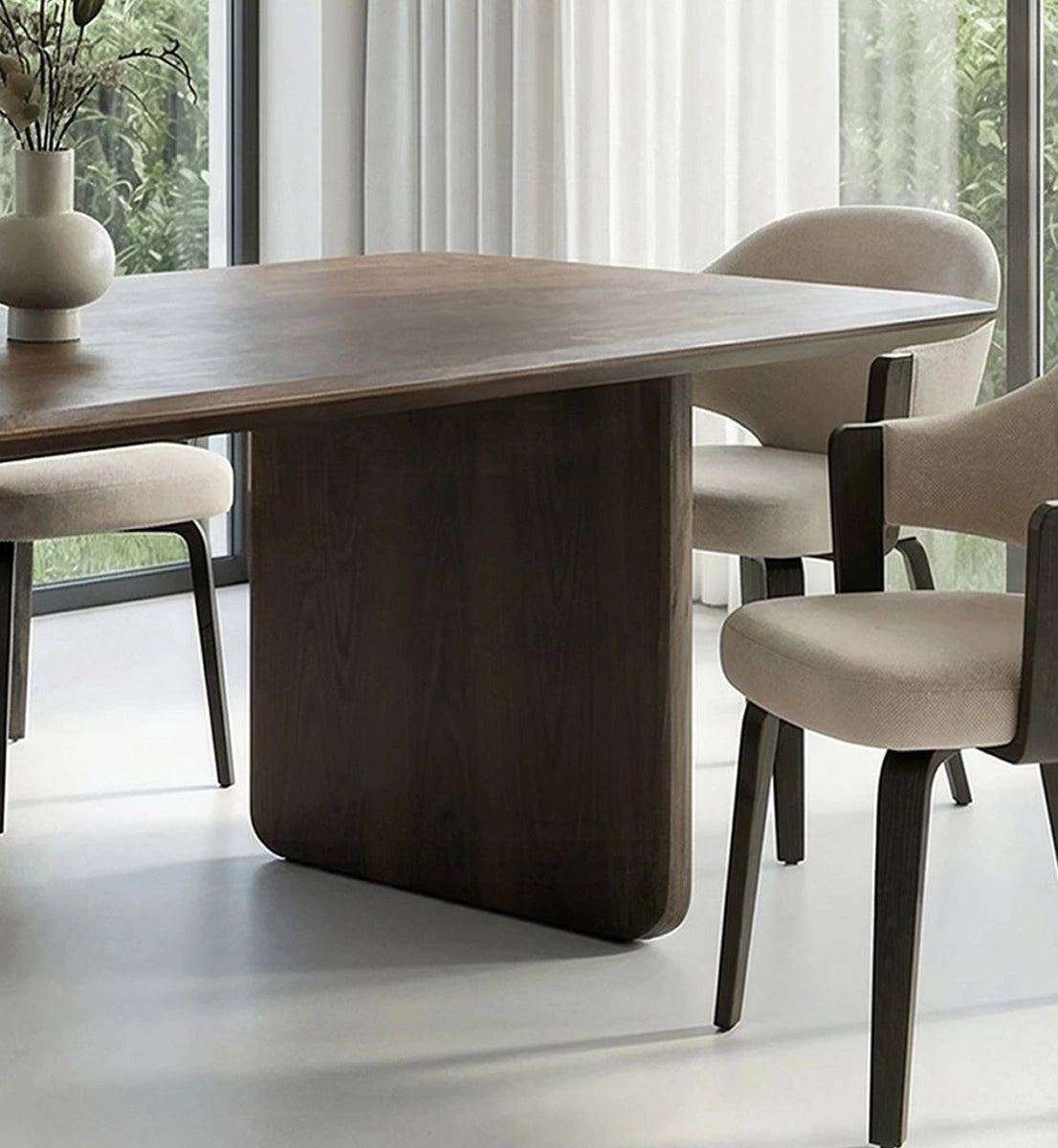 Timeless Curved Design