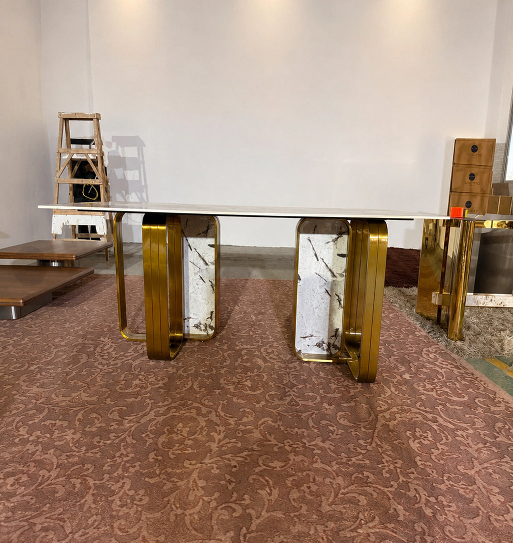 Breeze dinning table